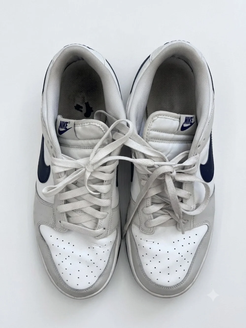 Nike Men’s Low-Top Sneakers in White and Black Swoosh